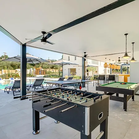 Luxury Rika Corfu- 5 Bedrooms With Pool Gouvia