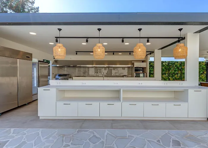 וילה Luxury Rika Corfu- 5 Bedrooms With Pool *