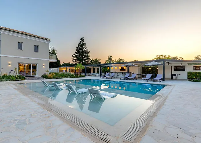 וילה Luxury Rika Corfu- 5 Bedrooms With Pool *