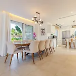Villa Luxury Rika Corfu- 5 Bedrooms With Pool