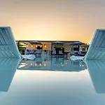 ヴィラ Luxury Rika Corfu- 5 Bedrooms With Pool *