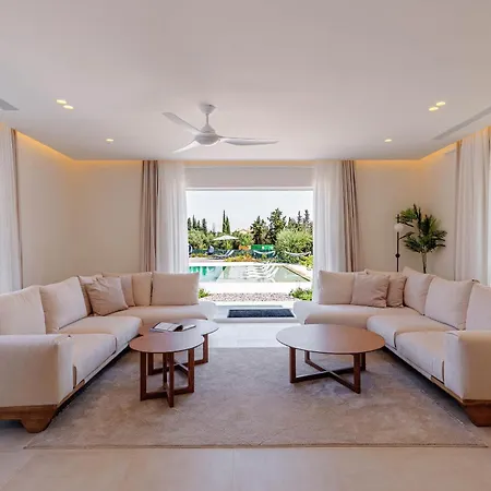 Villa Luxury Rika Corfu- 5 Bedrooms With Pool *