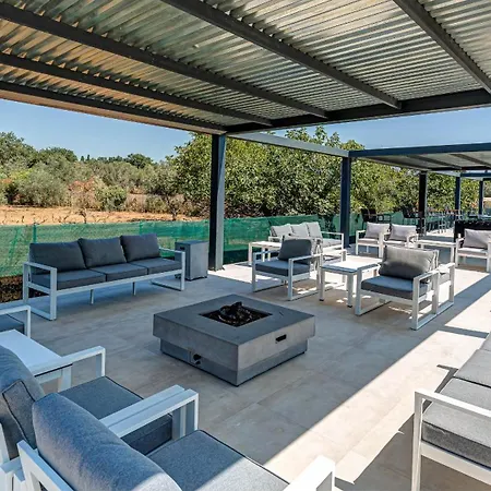 Villa Luxury Rika Corfu- 5 Bedrooms With Pool *