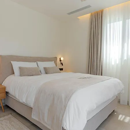 Luxury Rika Corfu- 5 Bedrooms With Pool Villa