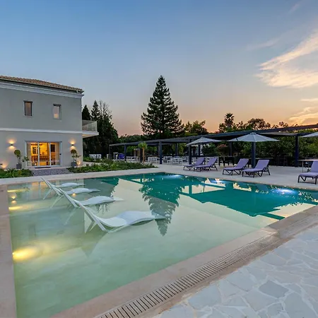 Luxury Rika Corfu- 5 Bedrooms With Pool Villa *