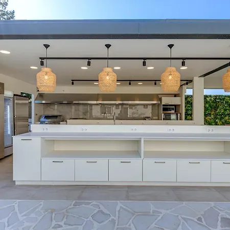 빌라 Luxury Rika Corfu- 5 Bedrooms With Pool *