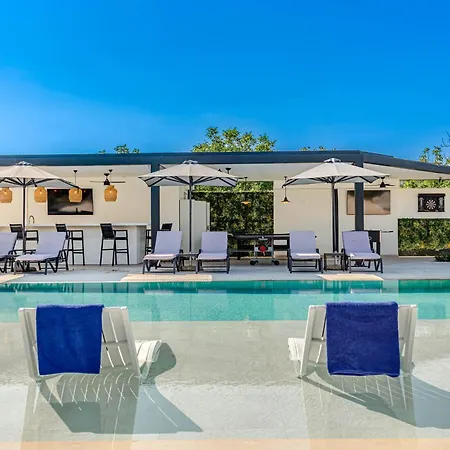 Luxury Rika Corfu- 5 Bedrooms With Pool