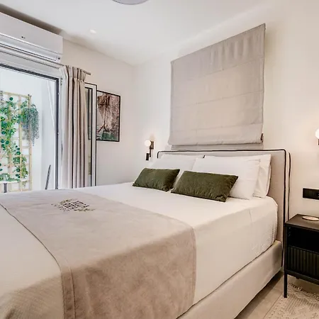 Luxury Rika Corfu- 5 Bedrooms With Pool 빌라 고우비아