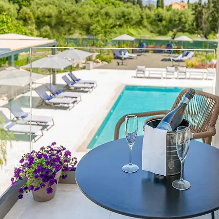 Luxury Rika Corfu- 5 Bedrooms With Pool 빌라 고우비아
