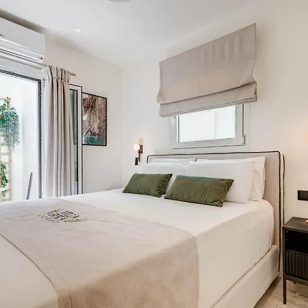 Luxury Rika Corfu- 5 Bedrooms With Pool 빌라 고우비아