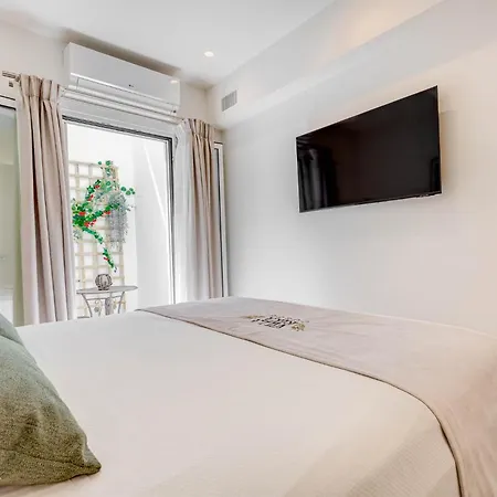 Luxury Rika Corfu- 5 Bedrooms With Pool 빌라 고우비아