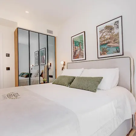 빌라 Luxury Rika Corfu- 5 Bedrooms With Pool 고우비아