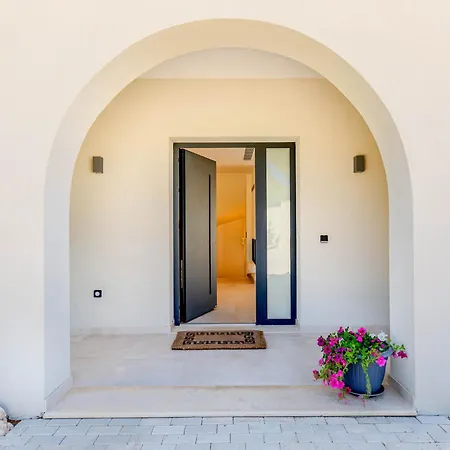 Luxury Rika Corfu- 5 Bedrooms With Pool ヴィラ