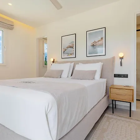 Luxury Rika Corfu- 5 Bedrooms With Pool *