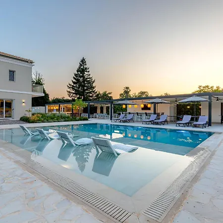 וילה Luxury Rika Corfu- 5 Bedrooms With Pool *