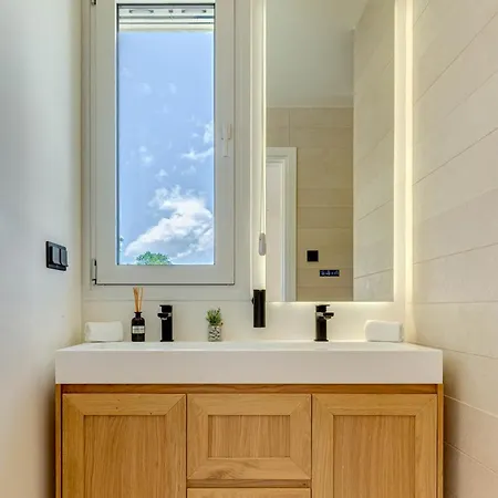 Luxury Rika Corfu- 5 Bedrooms With Pool