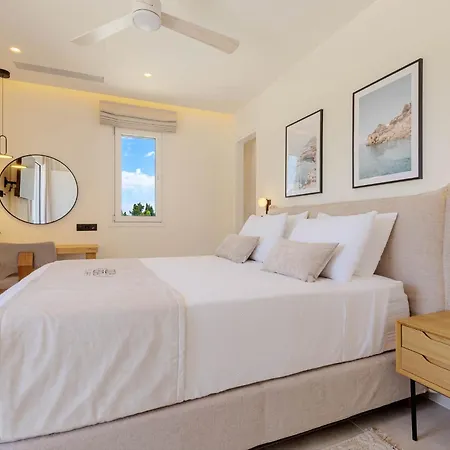 וילה Luxury Rika Corfu- 5 Bedrooms With Pool