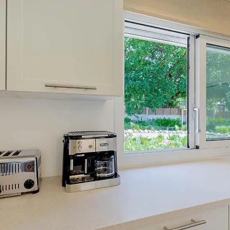 Luxury Rika Corfu- 5 Bedrooms With Pool וילה גאוביה