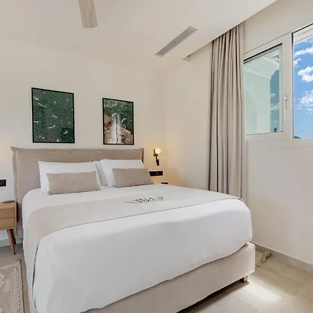 Luxury Rika Corfu- 5 Bedrooms With Pool Γουβιά