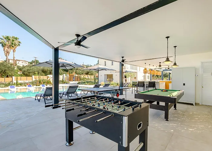 Luxury Rika Corfu- 5 Bedrooms With Pool Gouvia