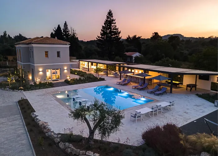 Luxury Rika Corfu- 5 Bedrooms With Pool Villa Gouvia