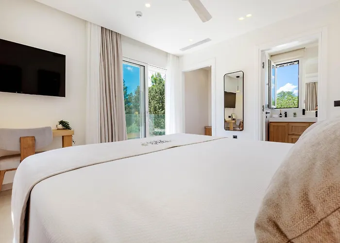 Luxury Rika Corfu- 5 Bedrooms With Pool *
