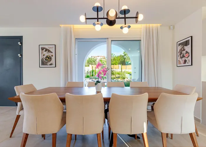 Luxury Rika Corfu- 5 Bedrooms With Pool Gouvia