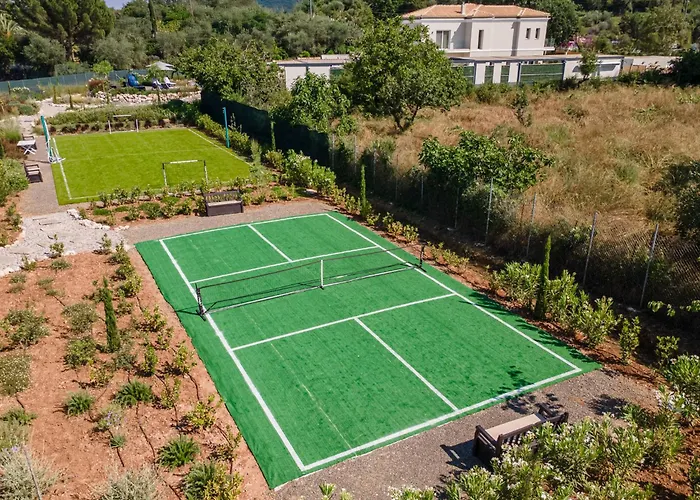 Villa Luxury Rika Corfu- 5 Bedrooms With Pool